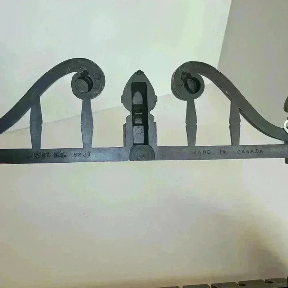 1970s ornate  Dart Ind Coppercraft Guild resin spoon holder or jewelry display - Picture 5 of 5